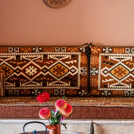 Domaine Villoire Bed & Breakfast *