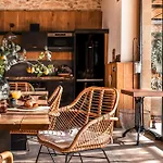 Domaine Villoire Bed & Breakfast