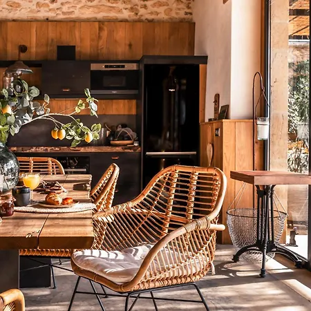 Domaine Villoire Bed & Breakfast